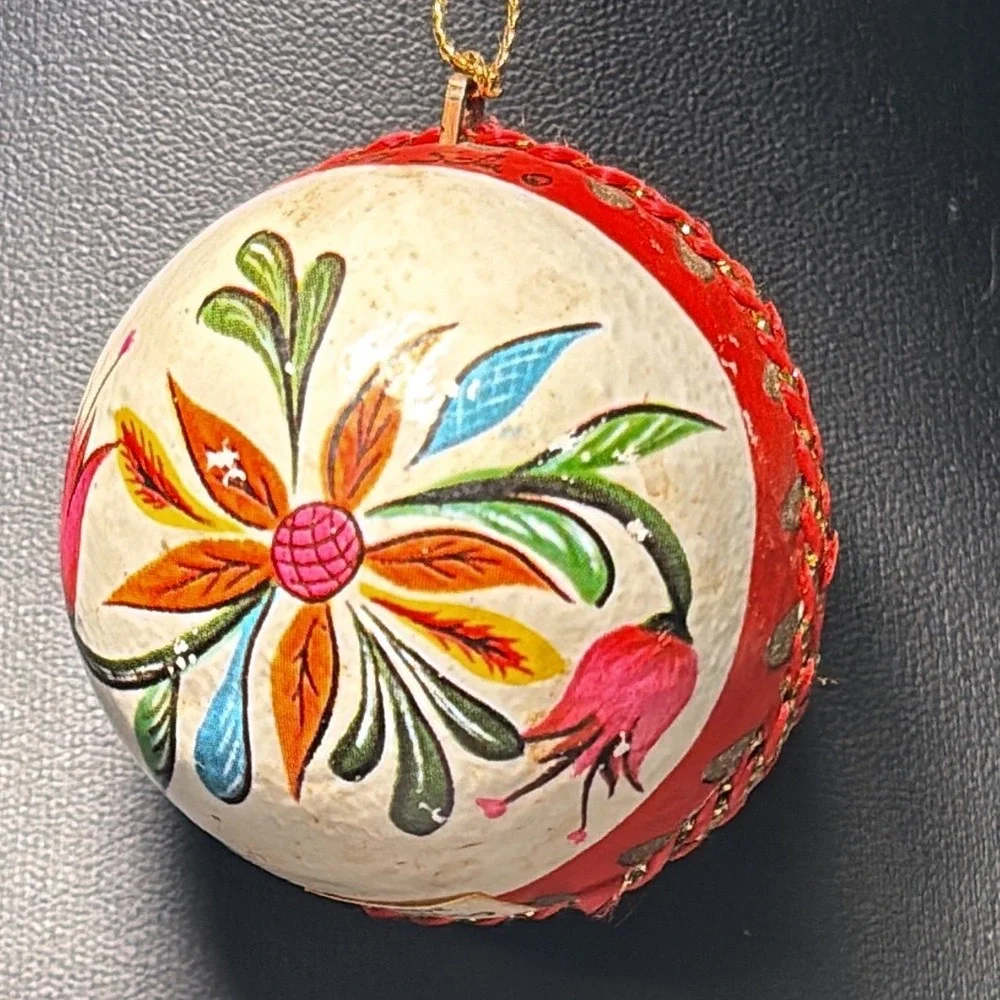VTG Christmas Ornament Floral DeSela Hand Painted Papier Mache Folk Art Mexico